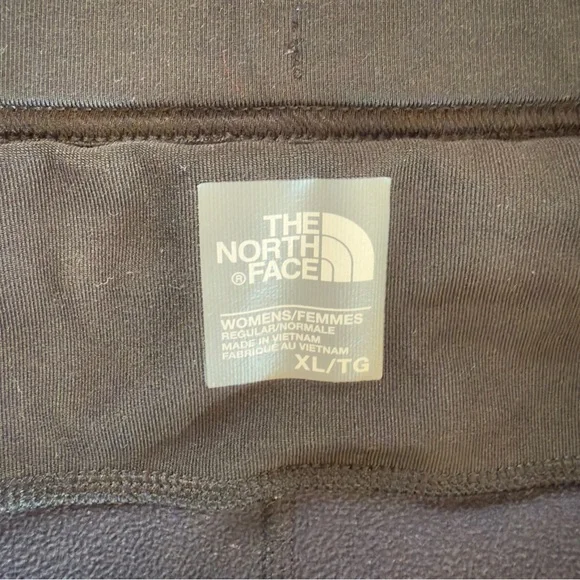The North Face black lined Capri leggings size XL - Picture 5 of 8